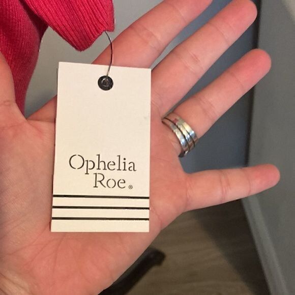 NWT Ophelia Rose puff sleeve sweater    F - Picture 5 of 7